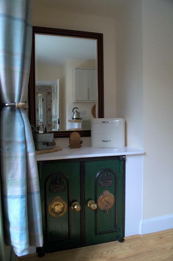 Rosemount Cottage One- Highland Cottage Garve Esterno foto