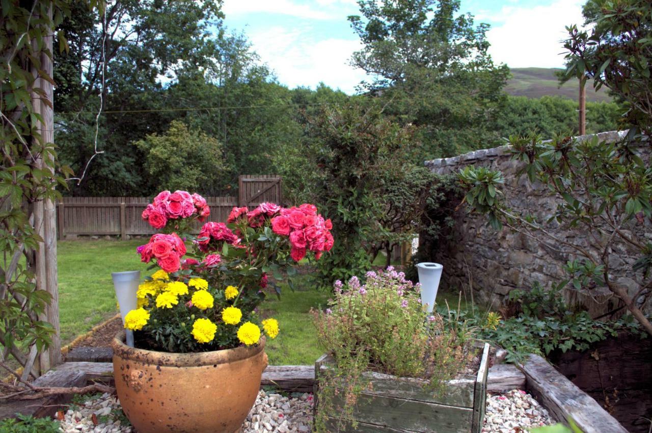 Rosemount Cottage One- Highland Cottage Garve Esterno foto